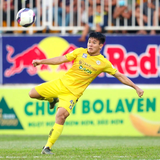 Những thành tựu quan trọng của cầu thủ số 8 U23 Việt Nam